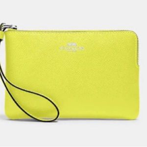 💛💛 COACH 💛💛 SMALL WRISTLET 💛💛